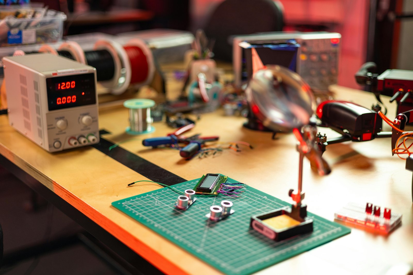 Cost-effective FPGA platform records electrophysiological signals faithfully