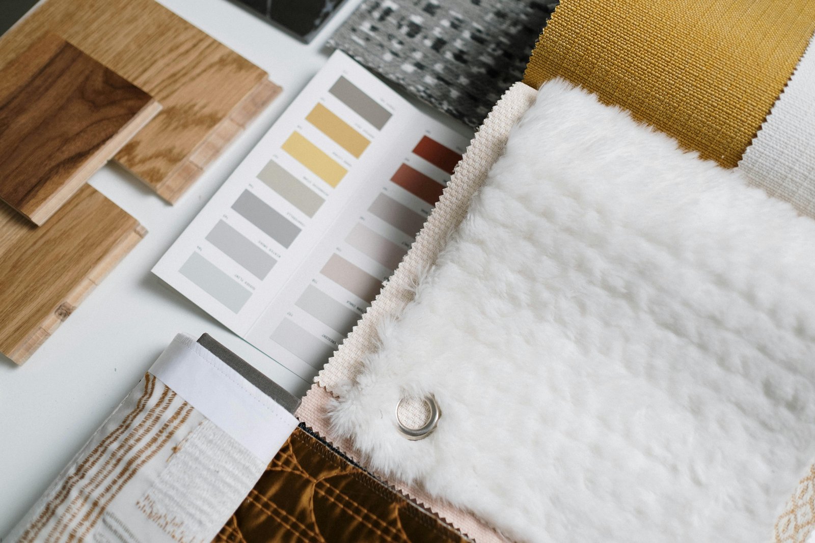 Adaptive project management helps manage fashion product development challenges