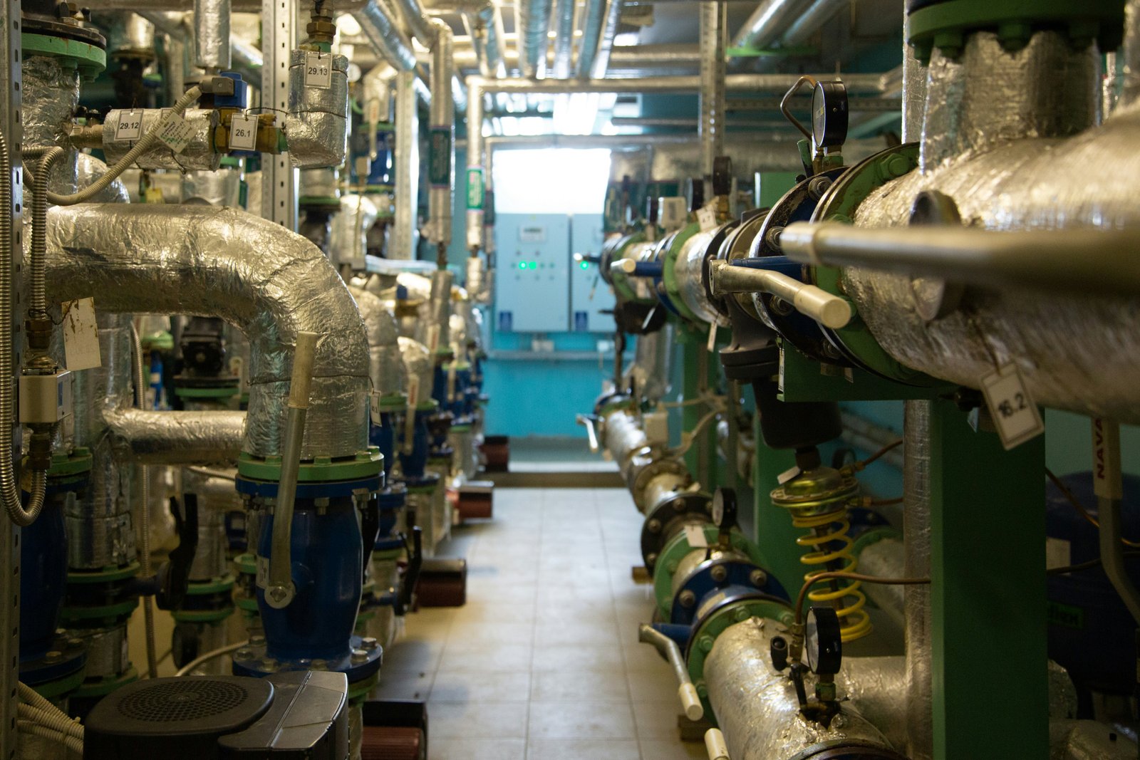 Crystal phase changes catalyst performance for different VOCs