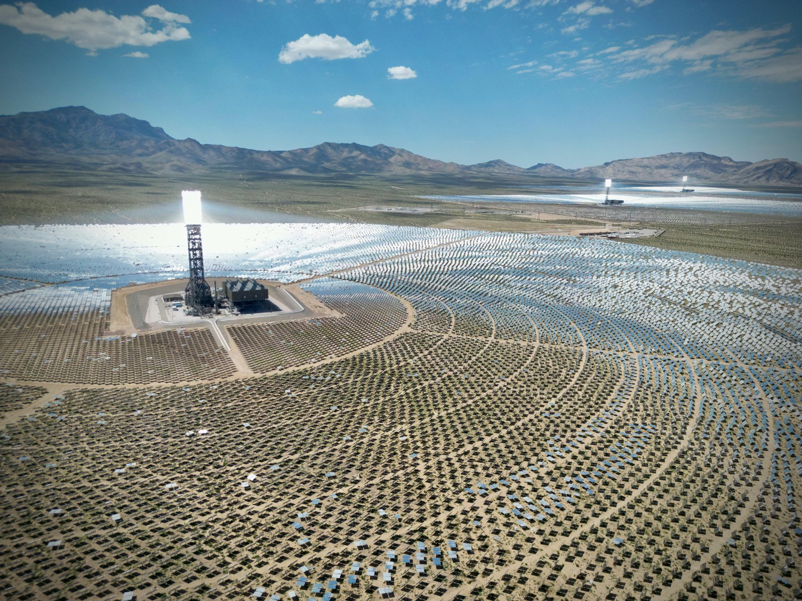 Integrated desalination-renewable hydrogen system produced electricity and freshwater