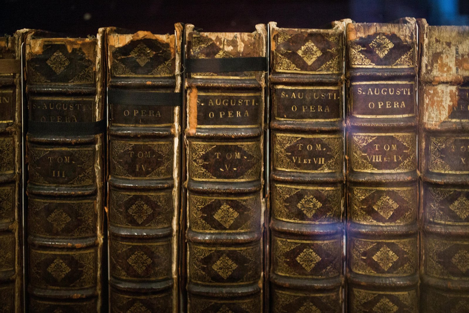 Race and Book Collecting in Colombia on the Eve of Digitization