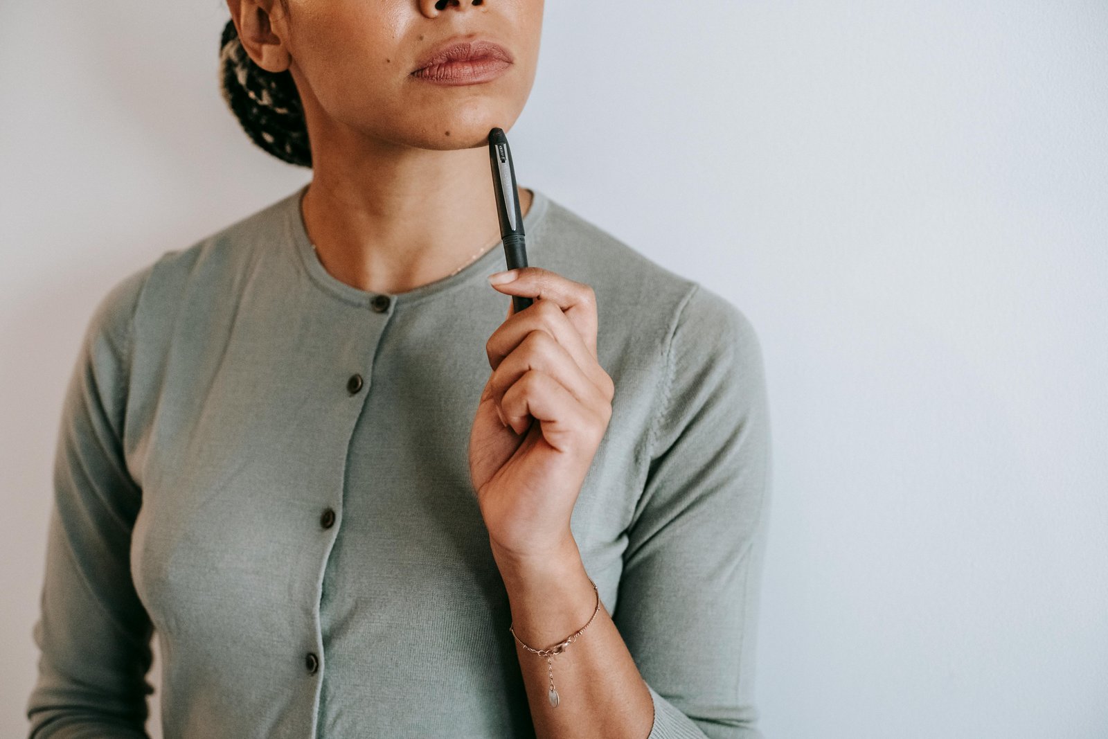 Dominant psychiatric explanations shape self-narratives