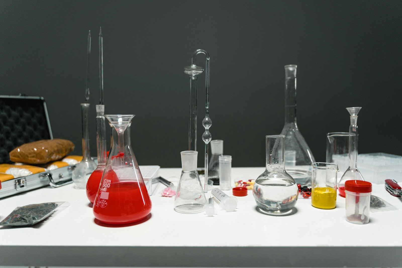 Chemical recycling of hydrofluorocarbons by transfer fluorination