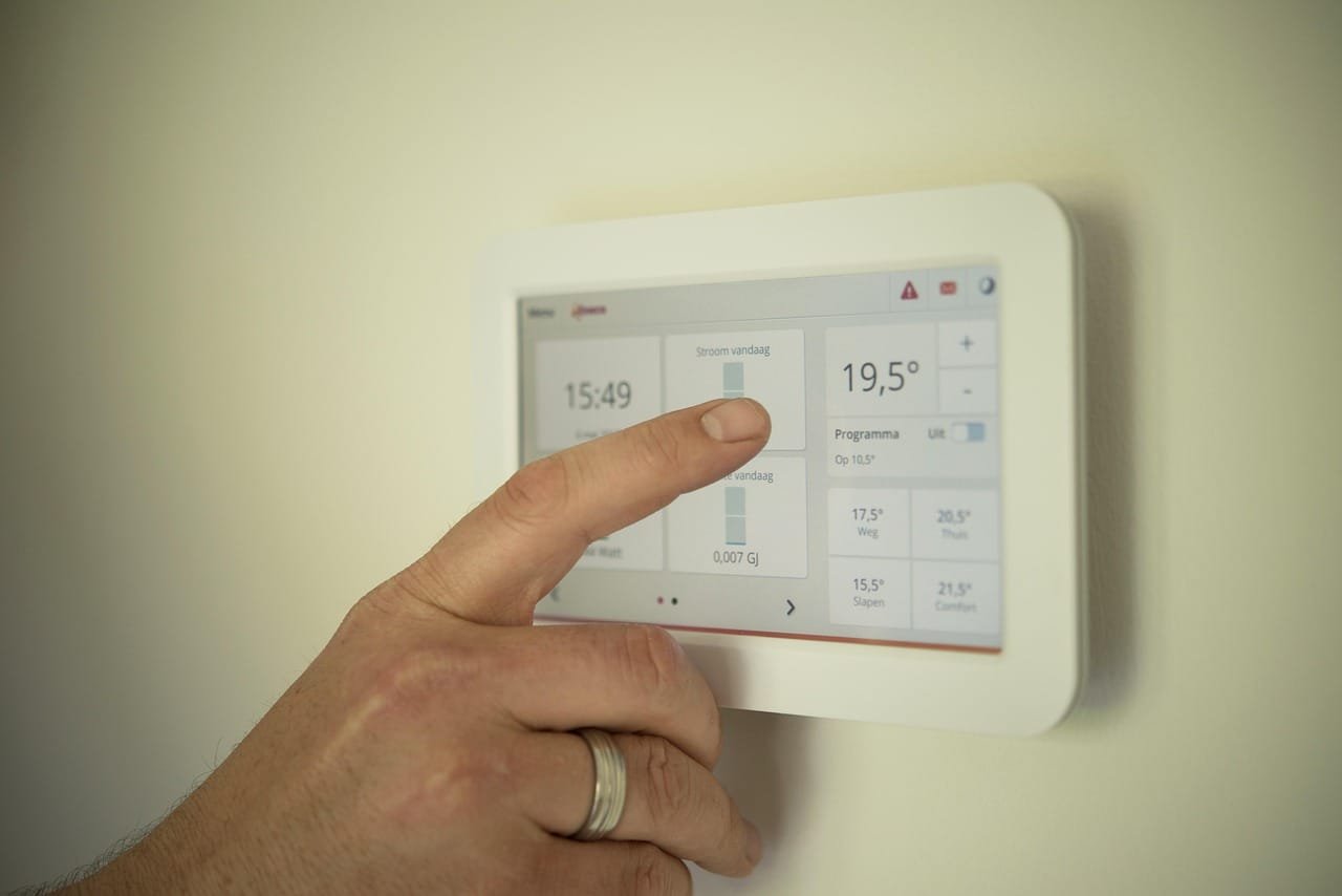 Emotion-adaptive eco-feedback concepts were generated for home assistants