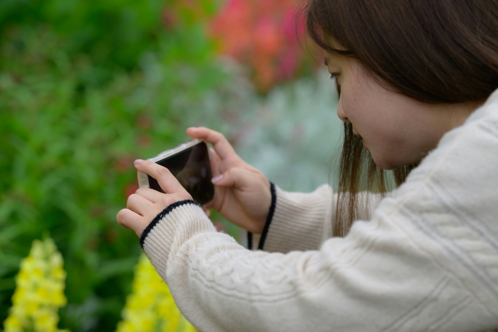 Physical activity linked to lower short video dependency in adolescents