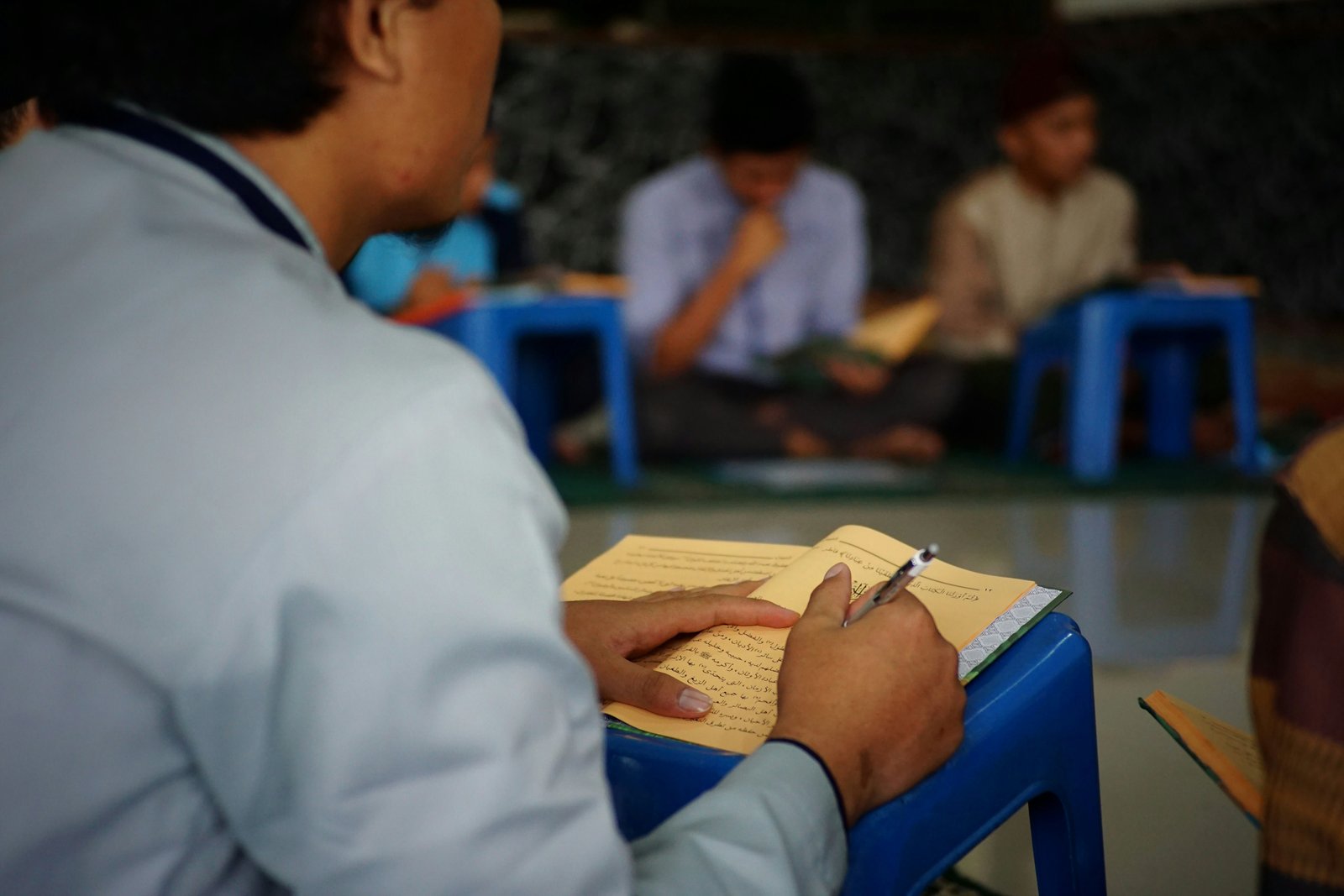 Assessment literacy in preservice teachers is shaped by multiple factors